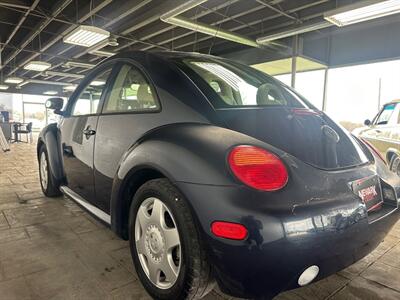2000 Volkswagen Beetle GLX 1.8T   - Photo 3 - Newark, IL 60541