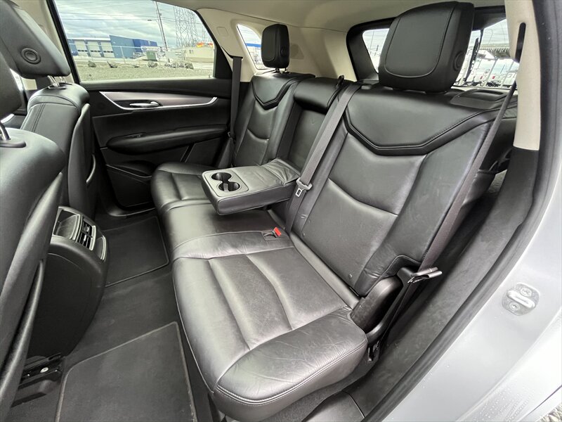 2017 Cadillac XT5 Luxury photo