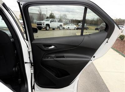 2018 Chevrolet Equinox LT   - Photo 18 - Winston Salem, NC 27106