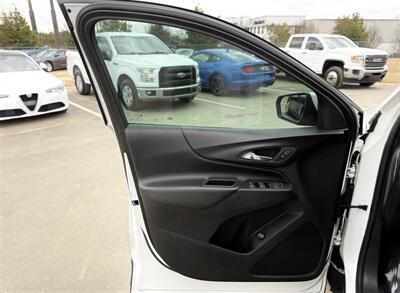 2018 Chevrolet Equinox LT   - Photo 14 - Winston Salem, NC 27106