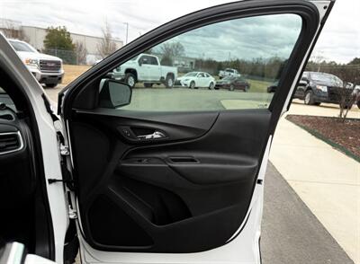 2018 Chevrolet Equinox LT   - Photo 24 - Winston Salem, NC 27106