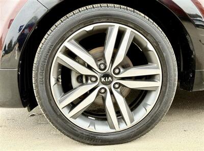 2017 Kia Soul +   - Photo 9 - Winston Salem, NC 27106