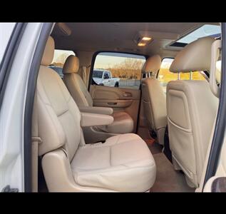 2014 Cadillac Escalade ESV Luxury   - Photo 22 - Winston Salem, NC 27106