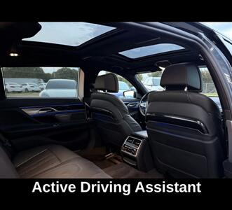 2018 BMW 750i xDrive - Photo 20 - Winston Salem, NC 27106