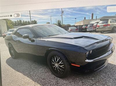 2017 Dodge Challenger R/T   - Photo 3 - Winston Salem, NC 27106