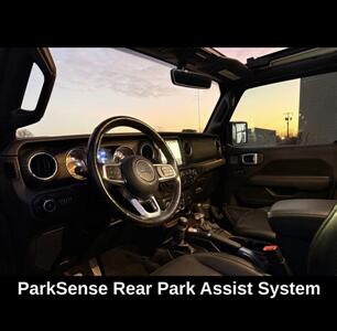 2021 Jeep Wrangler Unlimited Sahara   - Photo 14 - Winston Salem, NC 27106