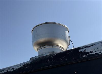 2009 Ford E-450 SD   - Photo 12 - Winston Salem, NC 27106