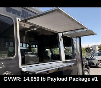 2009 Ford E-450 SD   - Photo 2 - Winston Salem, NC 27106