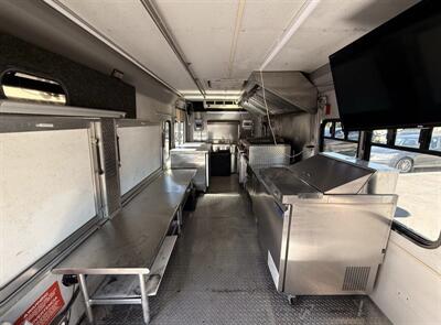 2009 Ford E-450 SD   - Photo 21 - Winston Salem, NC 27106