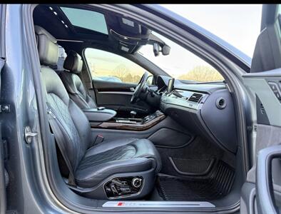 2017 Audi S8 plus 4.0T quattro   - Photo 28 - Winston Salem, NC 27106