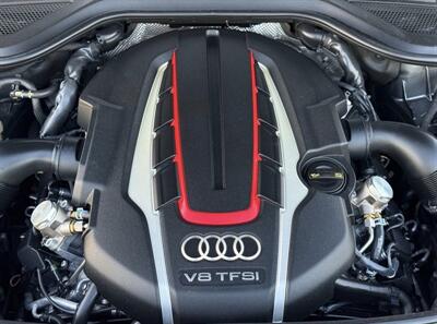 2017 Audi S8 plus 4.0T quattro   - Photo 47 - Winston Salem, NC 27106