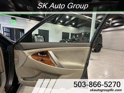 2009 Toyota Camry XLE - Photo 22 - Portland, OR 97214