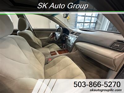 2009 Toyota Camry XLE - Photo 24 - Portland, OR 97214