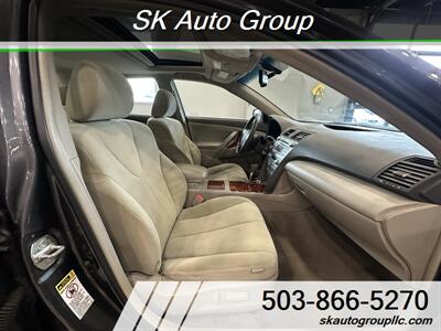 2009 Toyota Camry XLE - Photo 23 - Portland, OR 97214