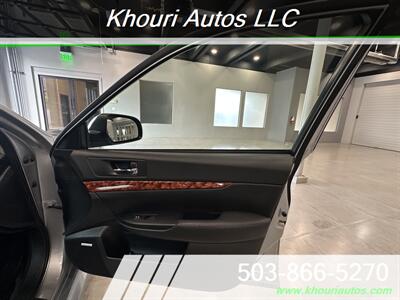 2012 Subaru Legacy 2.5i Limited   - Photo 23 - Portland, OR 97214