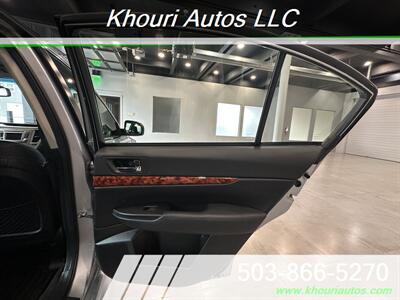 2012 Subaru Legacy 2.5i Limited   - Photo 19 - Portland, OR 97214