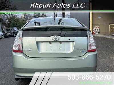 2008 Toyota Prius Touring-CLEAN CARFAX / 2 OWNERS  SERVICED AT TOYOTA! - Photo 6 - Portland, OR 97214