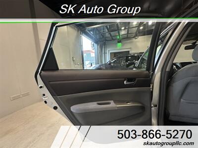 2005 Toyota Prius - Photo 14 - Portland, OR 97214