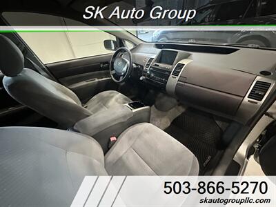 2005 Toyota Prius - Photo 25 - Portland, OR 97214