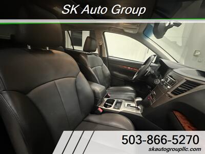 2011 Subaru Outback 2.5i Limited   - Photo 26 - Portland, OR 97214