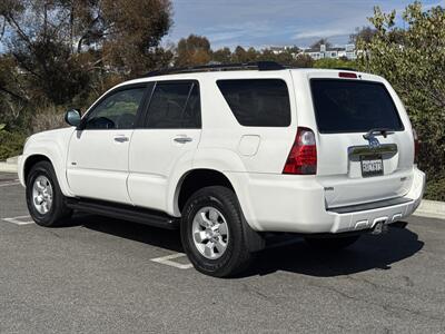 2007 Toyota 4Runner SR5   - Photo 4 - San Juan Capistrano, CA 92675