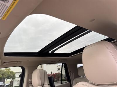 2019 Lincoln Navigator L Reserve   - Photo 11 - San Juan Capistrano, CA 92675