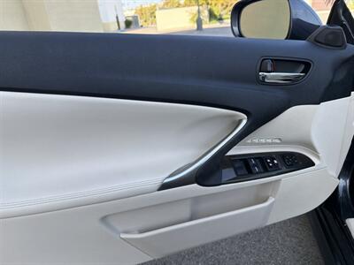 2010 Lexus IS 350C - Photo 11 - San Juan Capistrano, CA 92675