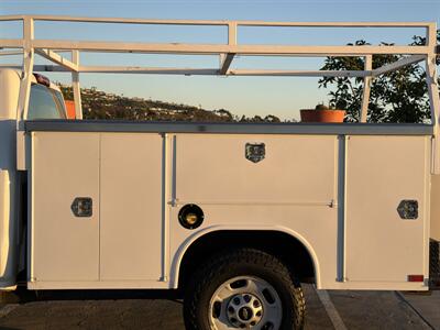 2015 Chevrolet Silverado 2500 Work Truck Tool Box - Photo 10 - San Juan Capistrano, CA 92675