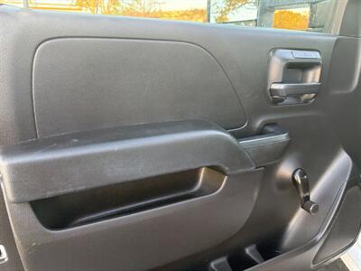 2015 Chevrolet Silverado 2500 Work Truck Tool Box - Photo 19 - San Juan Capistrano, CA 92675