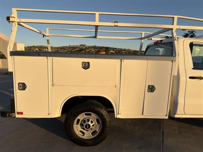 2015 Chevrolet Silverado 2500 Work Truck Tool Box - Photo 11 - San Juan Capistrano, CA 92675