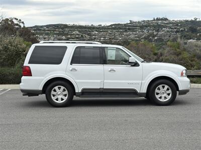 2004 Lincoln Navigator Luxury - Photo 8 - San Juan Capistrano, CA 92675