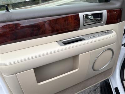 2004 Lincoln Navigator Luxury - Photo 13 - San Juan Capistrano, CA 92675