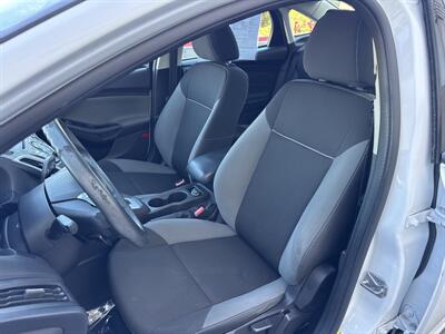 2014 Ford Focus SE   - Photo 13 - San Juan Capistrano, CA 92675