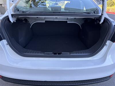 2014 Ford Focus SE   - Photo 19 - San Juan Capistrano, CA 92675