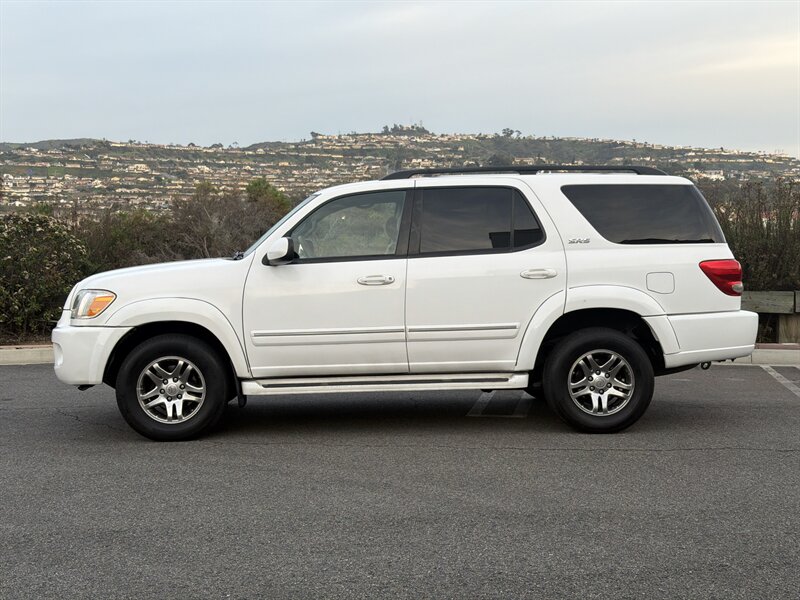 2007 Toyota Sequoia SR5  
