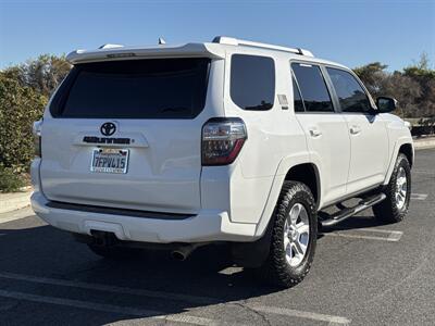 2014 Toyota 4Runner SR5   - Photo 6 - San Juan Capistrano, CA 92675