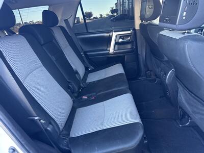 2014 Toyota 4Runner SR5   - Photo 17 - San Juan Capistrano, CA 92675
