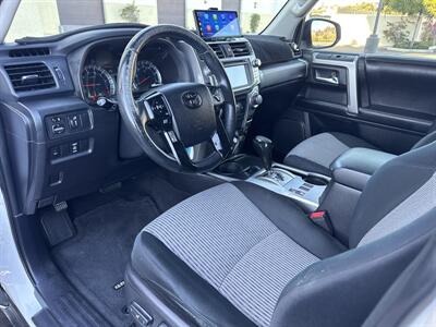 2014 Toyota 4Runner SR5   - Photo 11 - San Juan Capistrano, CA 92675