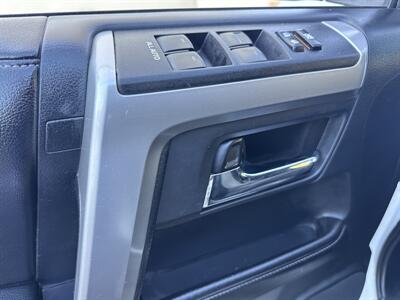 2014 Toyota 4Runner SR5   - Photo 25 - San Juan Capistrano, CA 92675