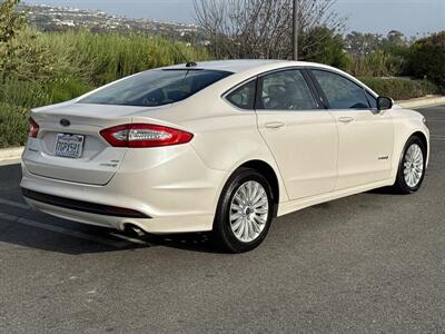 2014 Ford Fusion Hybrid SE   - Photo 8 - San Juan Capistrano, CA 92675
