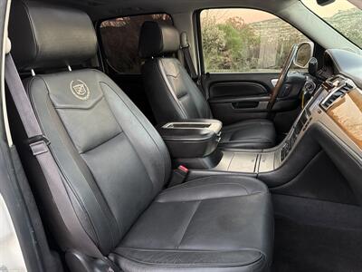 2014 Cadillac Escalade ESV Platinum   - Photo 14 - San Juan Capistrano, CA 92675