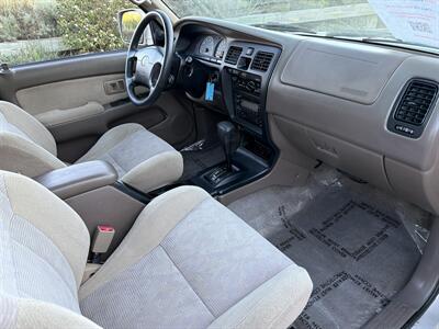 2000 Toyota 4Runner SR5 - Photo 13 - San Juan Capistrano, CA 92675