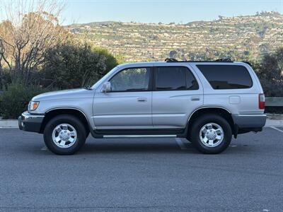 2000 Toyota 4Runner SR5 - Photo 4 - San Juan Capistrano, CA 92675