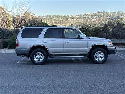 2000 Toyota 4Runner SR5 - Photo 9 - San Juan Capistrano, CA 92675