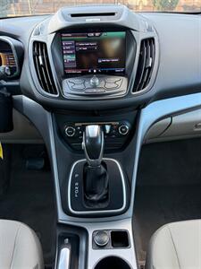 2013 Ford C-MAX Hybrid SE - Photo 20 - Fremont, CA 94536