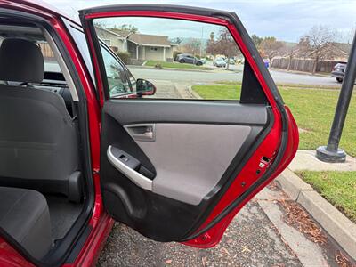 2014 Toyota Prius Three - Photo 16 - Fremont, CA 94536