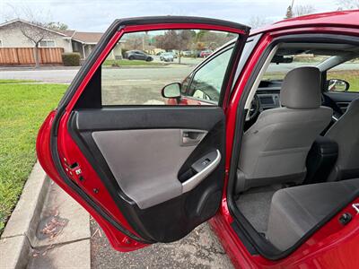 2014 Toyota Prius Three - Photo 18 - Fremont, CA 94536