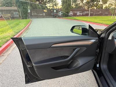 2022 Tesla Model 3 Long Range - Photo 21 - Fremont, CA 94536
