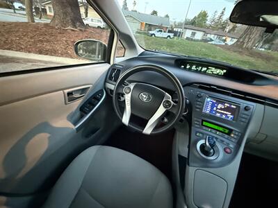 2013 Toyota Prius Three - Photo 16 - Fremont, CA 94536