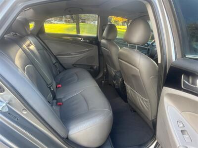 2013 Hyundai SONATA 2.0T Limited w/Navi   - Photo 14 - Fremont, CA 94536
